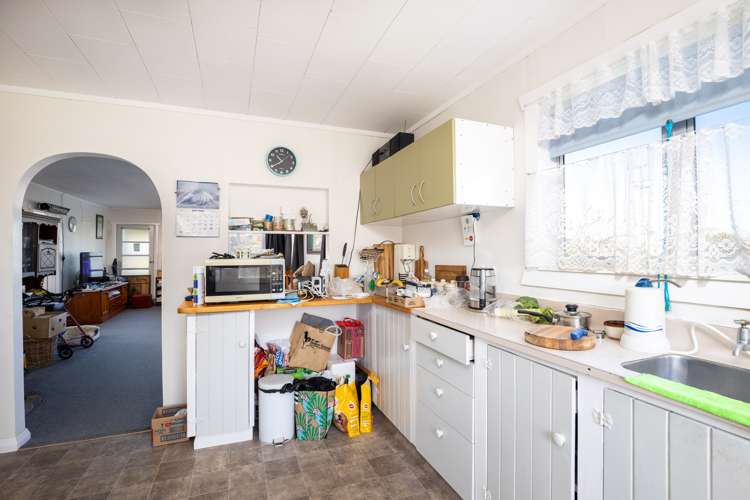 42 Seymour Street Waitara_5