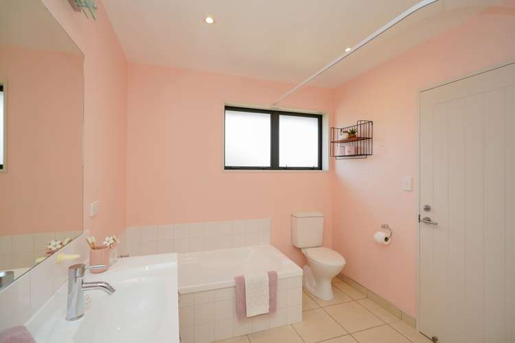 30 Stirling Street Windsor_12