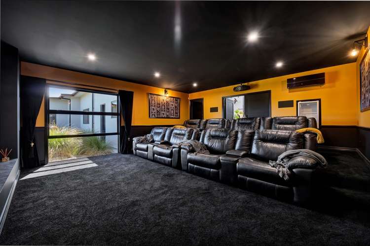 135A Brecon Road Stratford_9