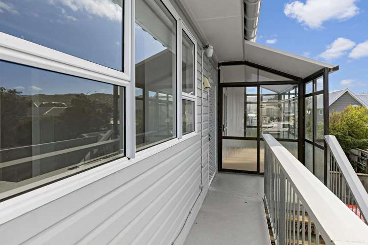 4/1 Aurora Street Petone_9