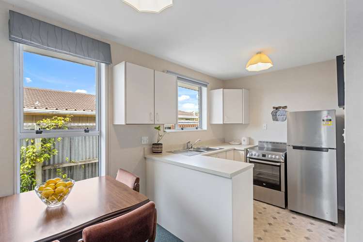 1/3 Sawtell Place Northcote_6