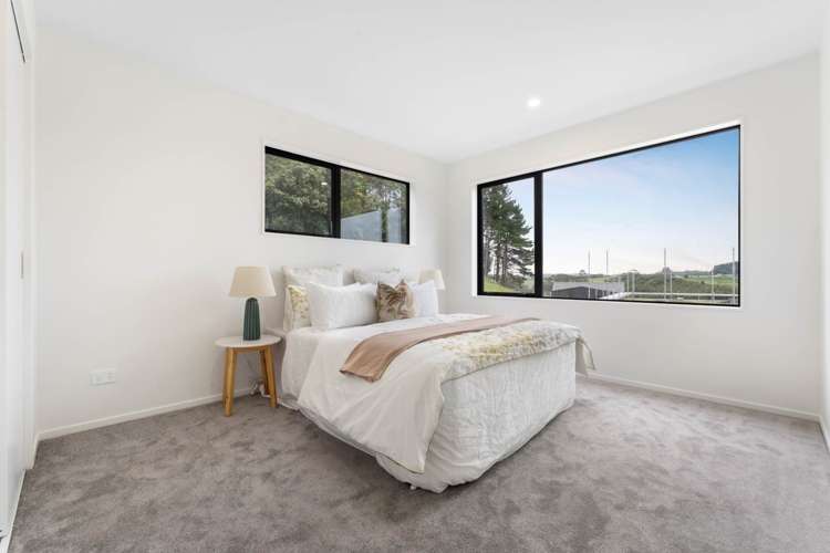 242E West Hoe Heights Orewa_18