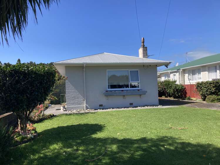 42 Blake Street Waitara_13