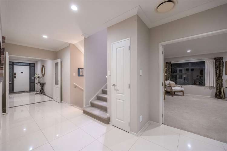 6 Fairhill Place Flat Bush_16