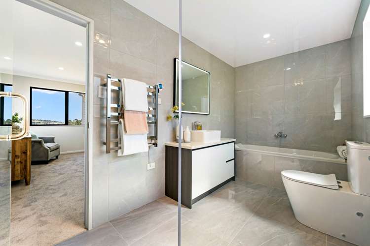 19 Meadowridge Drive Flat Bush_10