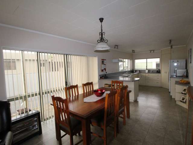 48 Shortt Street Foxton Beach_1