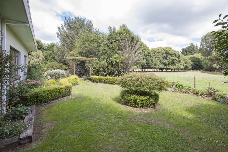 117 Livingstone Road Te Poi_10