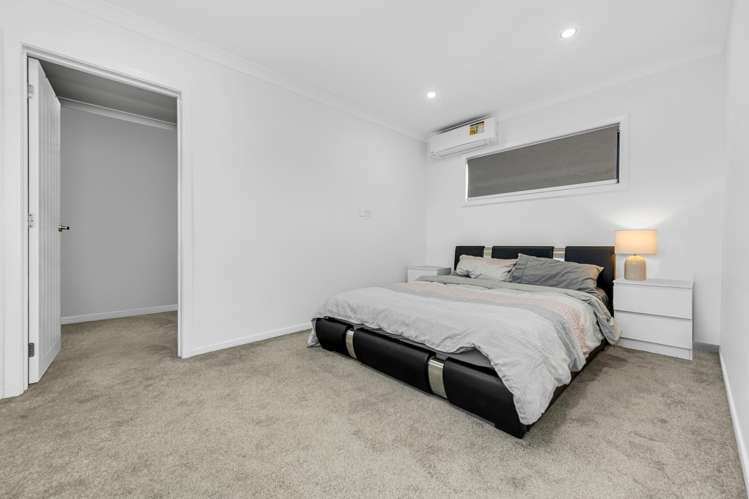2/2 Marion Avenue Mount Roskill_16