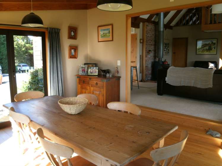 6 Hinahina Road Owaka_5