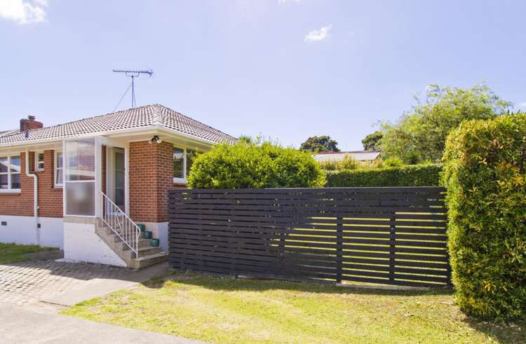 1/9 Howe Street Howick_0