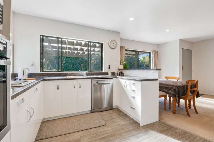 51 Shelly Beach Road, Shelly Beach Helensville_2