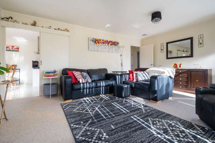 12 Annette Avenue Te Atatu South_9