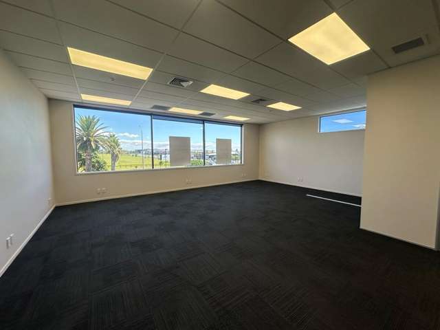 277 Te Irirangi Drive Flat Bush_1