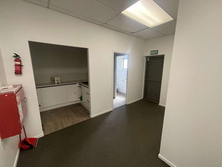 B/176-180 Great South Road Takanini_9