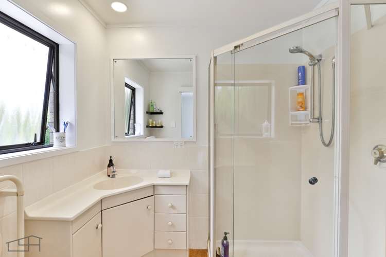 27 Shetland Street Glen Eden_15