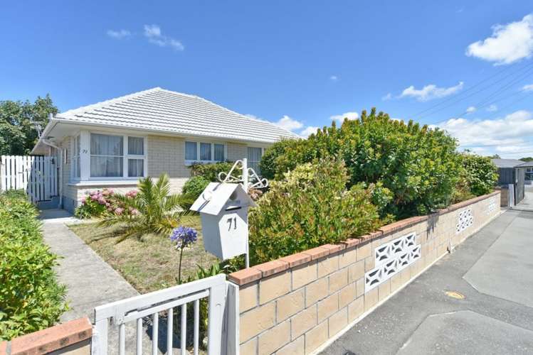 71 Vancouver Crescent Wainoni_1