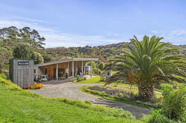 398 Wainui Road Raglan_1