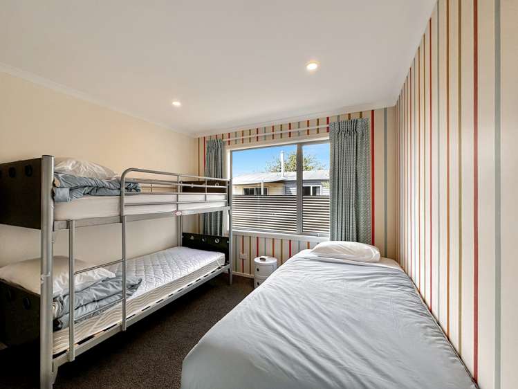 16 Rhoboro Road Twizel_18