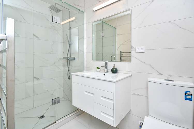 3 Shahkot Way Papatoetoe_9