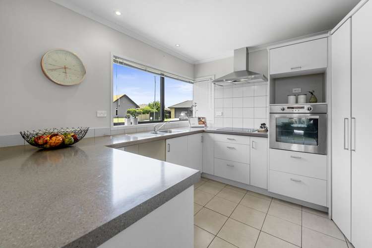 63 Twin Oak Avenue Papamoa_4