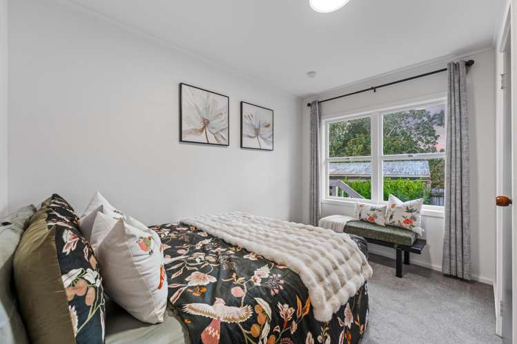 25a Hewlett Road Massey_10