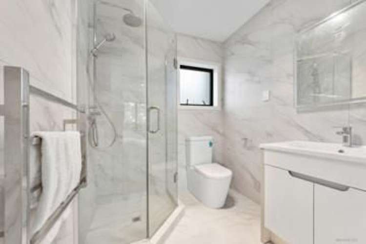 9/1 Kaponga Crescent New Lynn_5