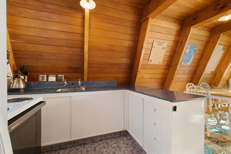 19 Wesney Terrace Kingston_8