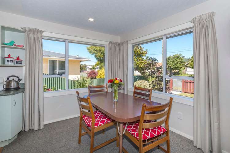 67 Farquhars Road Redwood_5