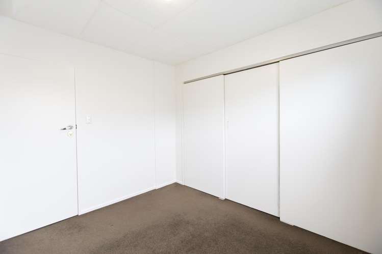 6/8 Lee Road Taradale_11