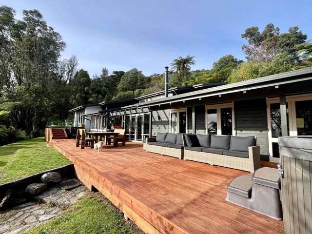 Large family home with self-contained space