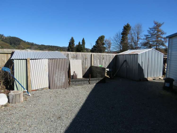 6 Victory Street Reefton_21