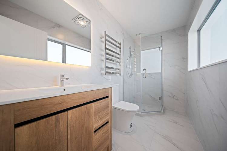 1b Clematis Avenue Murrays Bay_7