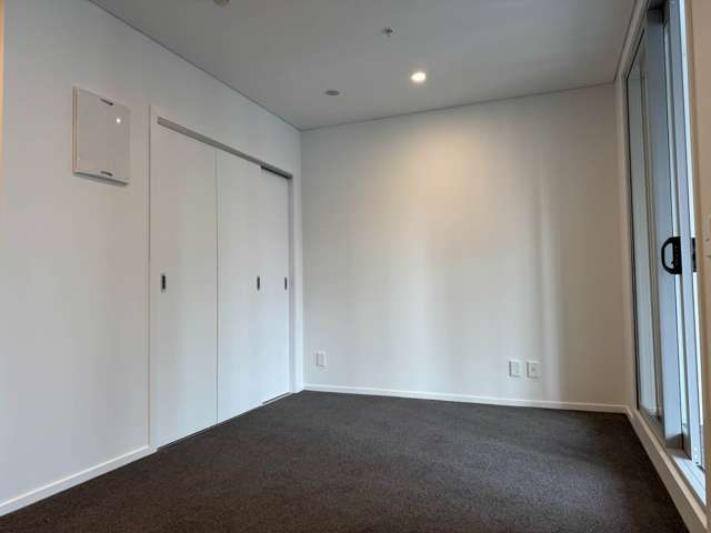 11F/100 Anzac Avenue City Centre_4