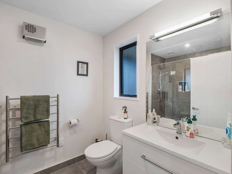 4 Greenwood Place Amberley_19