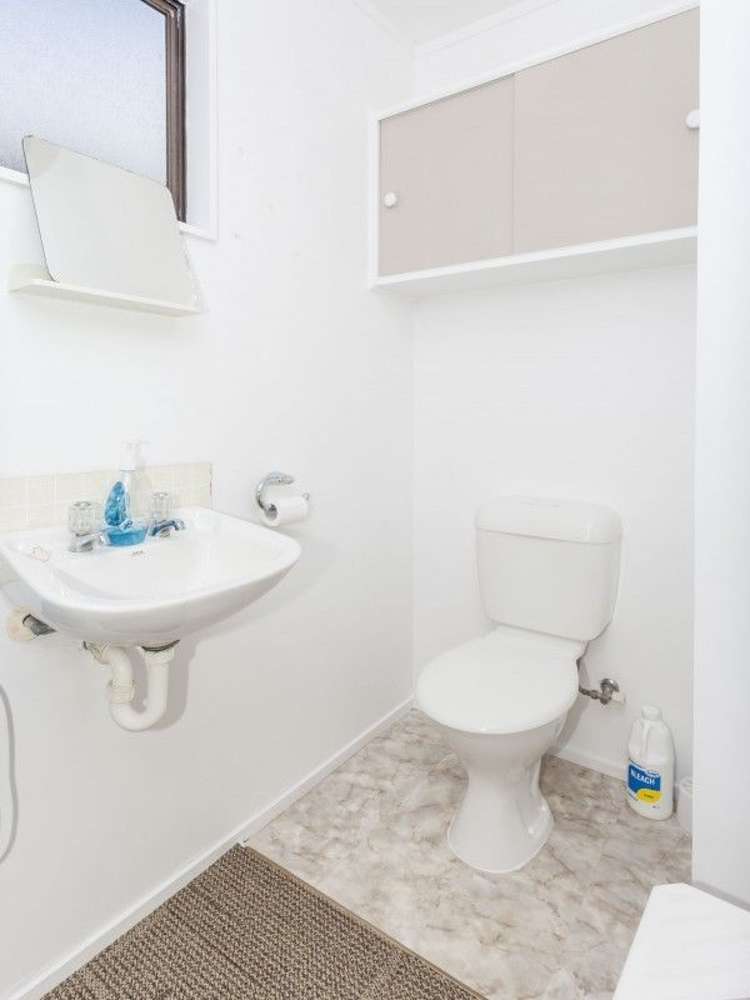 26 Hornsea Road Tairua_24