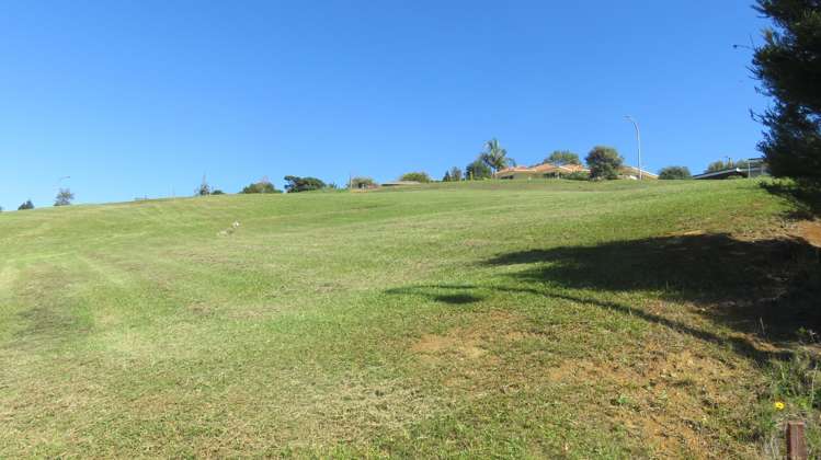 15 Hibiscus Avenue Cable Bay_2