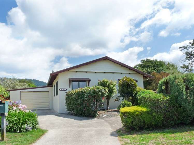 34 Lord Auckland Road Wakefield_16