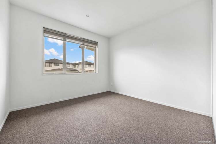 52 Pencaitland Drive Flat Bush_4