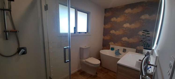 83 Richmond Avenue 1140_17