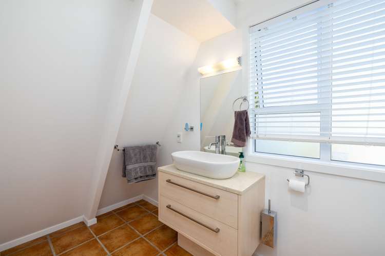 17 James Drive Diamond Harbour_14