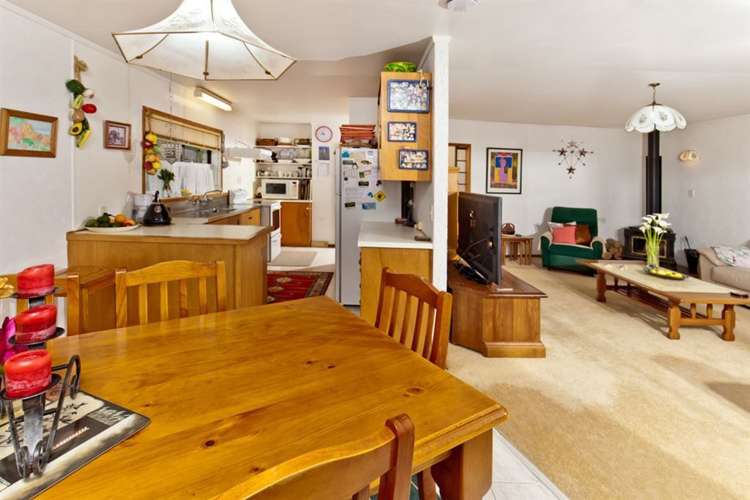 21 Puketitiro Street Glen Eden_7