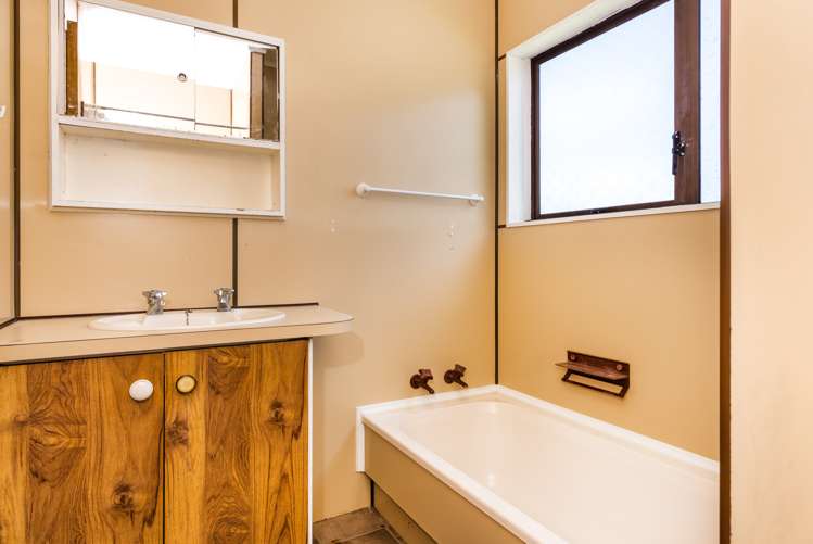81 Hyde Avenue Richmond Heights_10
