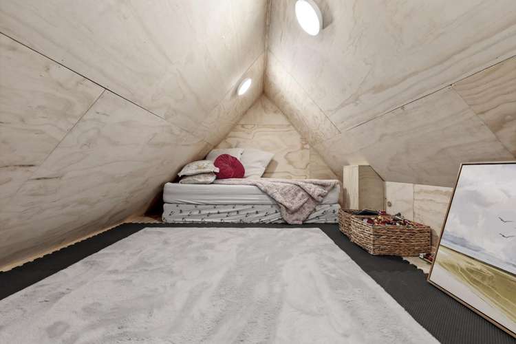 1 Britannia Heights Stepneyville_14