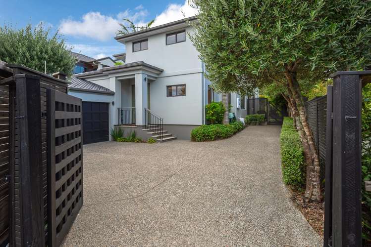 23A Peter Terrace Castor Bay_33