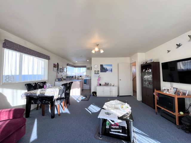 27 Avenal Street Avenal_2