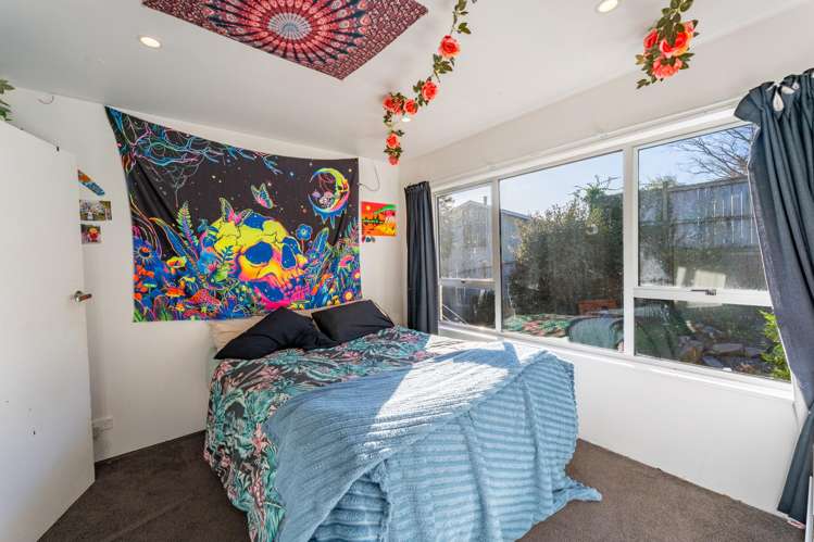 44 Barnes Street Glenwood_16