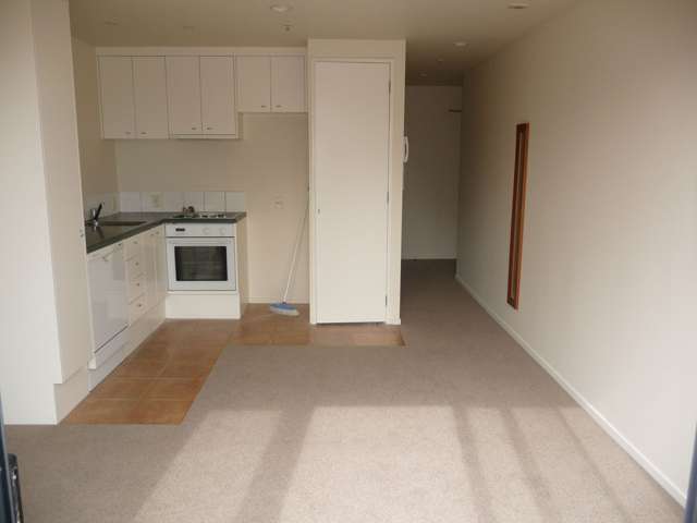 1H/11 Howe Street 1664_1