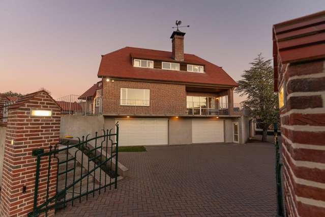 7 Nederland Avenue Burwood_4