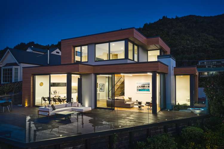 69 Waikawa Road Picton_18