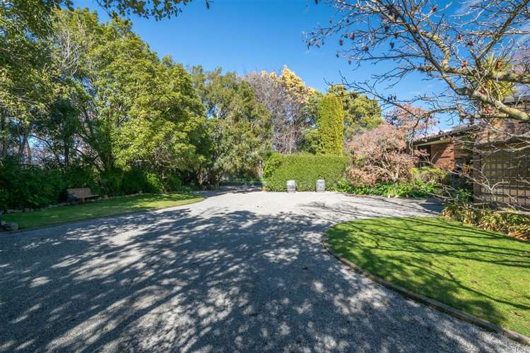 671 New Renwick Road Fairhall_13